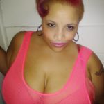 Black mature avec gros seins
