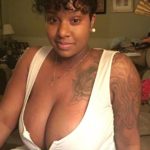 Mature black tatouée cherche étalon