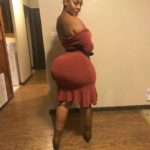 Femme black avec gros cul