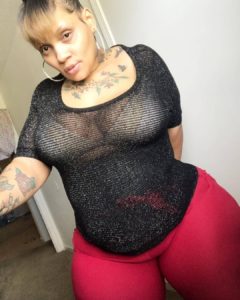 Grosse et ronde : black blonde