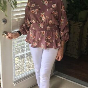 Mature, gourmande et expérimentée, je cherche un homme charmant pour sorties complices profil-Fourchambault-6300