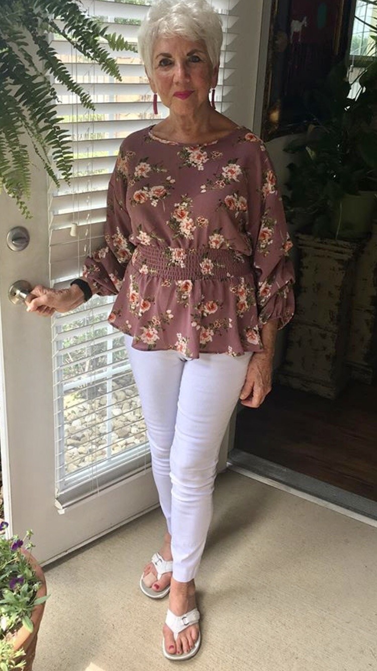 Mature, gourmande et expérimentée, je cherche un homme charmant pour sorties complices plan-sexe