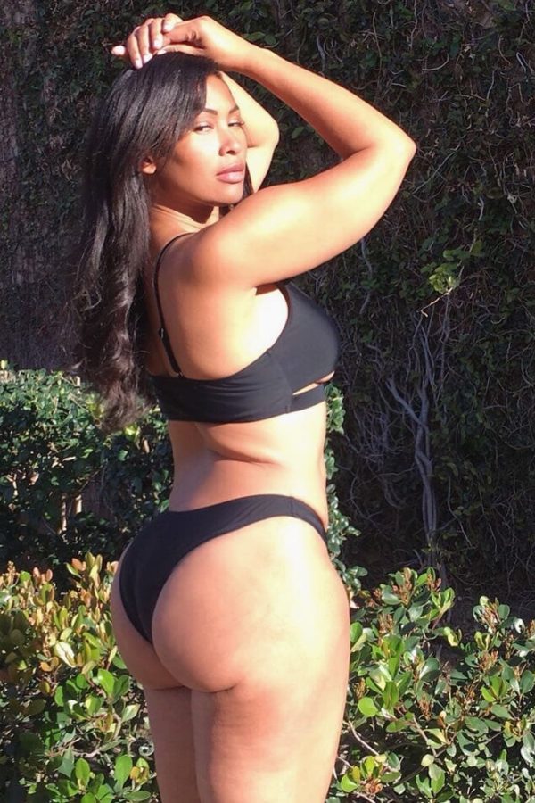 Envie de prendre un verre avec une complice ronde et pétillante ? rencontre-ronde-nimes-9pJF