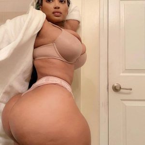 Lina - rencontre-Beurette-Issy-les-Moulineaux