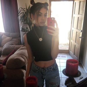 Envie de chaleur et d’audace à Corbeil-Essonnes Cassandra - rencontre-Teen-Corbeil-Essonnes